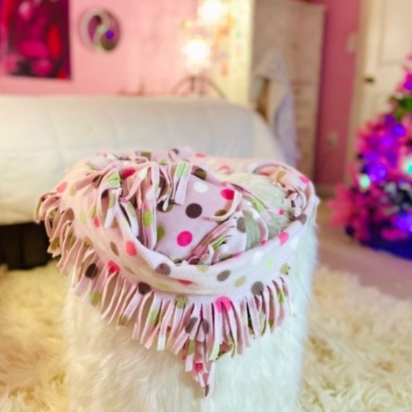 Vintage y2k Pink Polka Dot Fringe Scarf Women’s Fall Outerwear Accessories - Picture 3 of 3